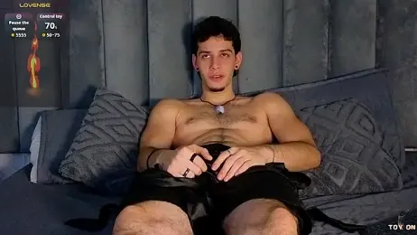 isaacblaze_ webcam stripchat model stream image