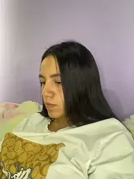 Marianahb-e webcam stripchat model stream image