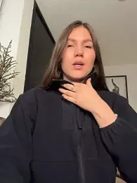 AmelieLaurent_ yayın görüntüsü