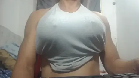 DanielaMuscleTS yayın görüntüsü