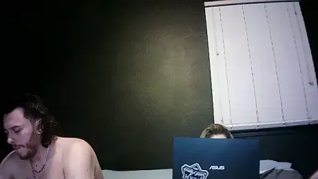 yourfavgirlduh webcam stripchat model stream image