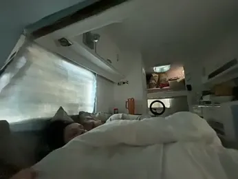 BBWlucyxxx yayın görüntüsü
