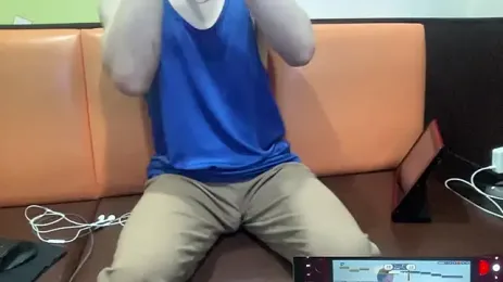 LEO1955 webcam stripchat model stream image