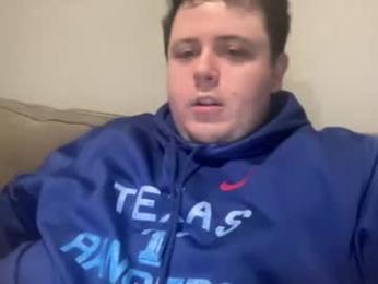 bisexualchubbyboy yayın görüntüsü