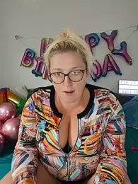 winniess40 webcam stripchat model stream image